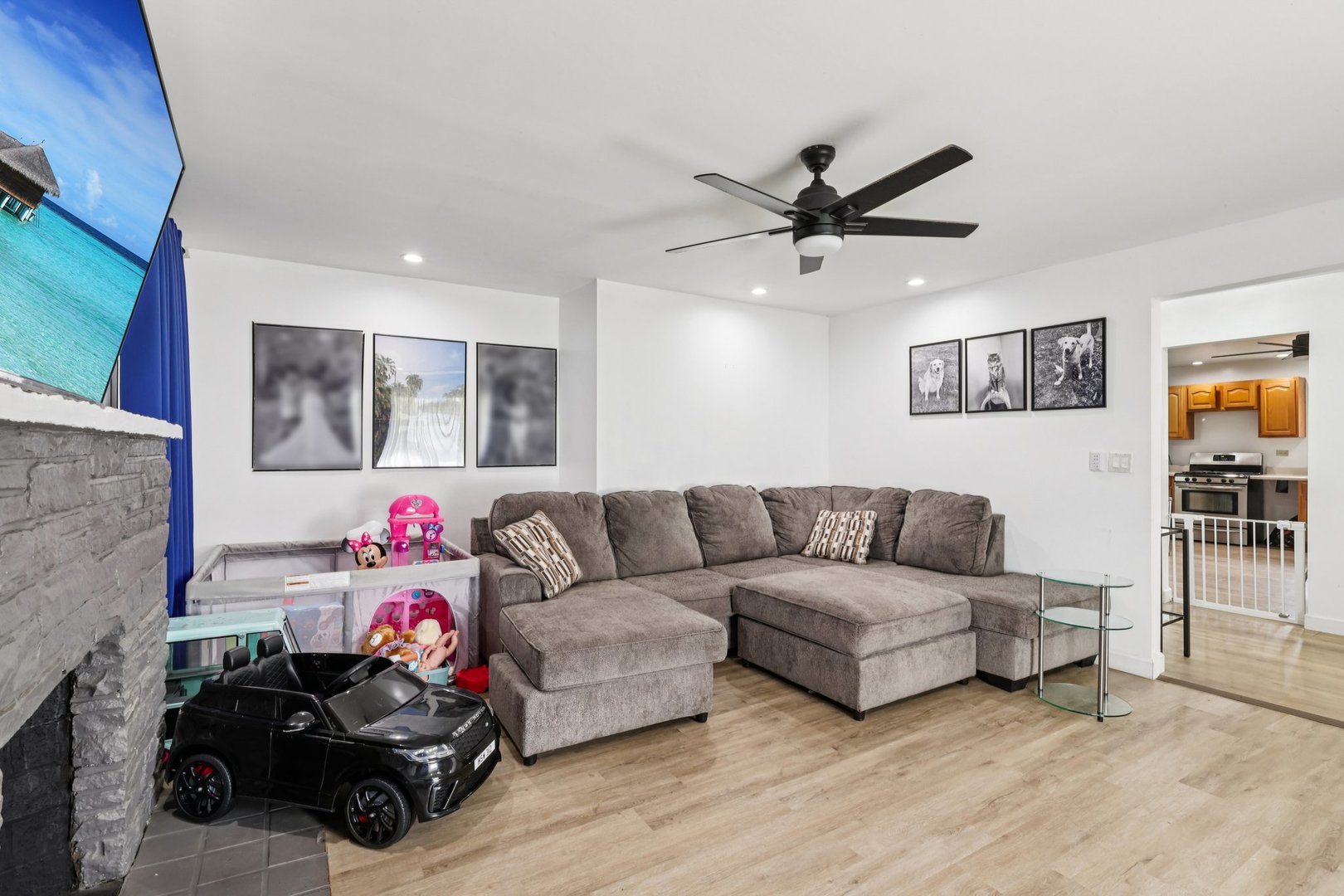 905 S Martin Luther King Jr Avenue, Waukegan, IL