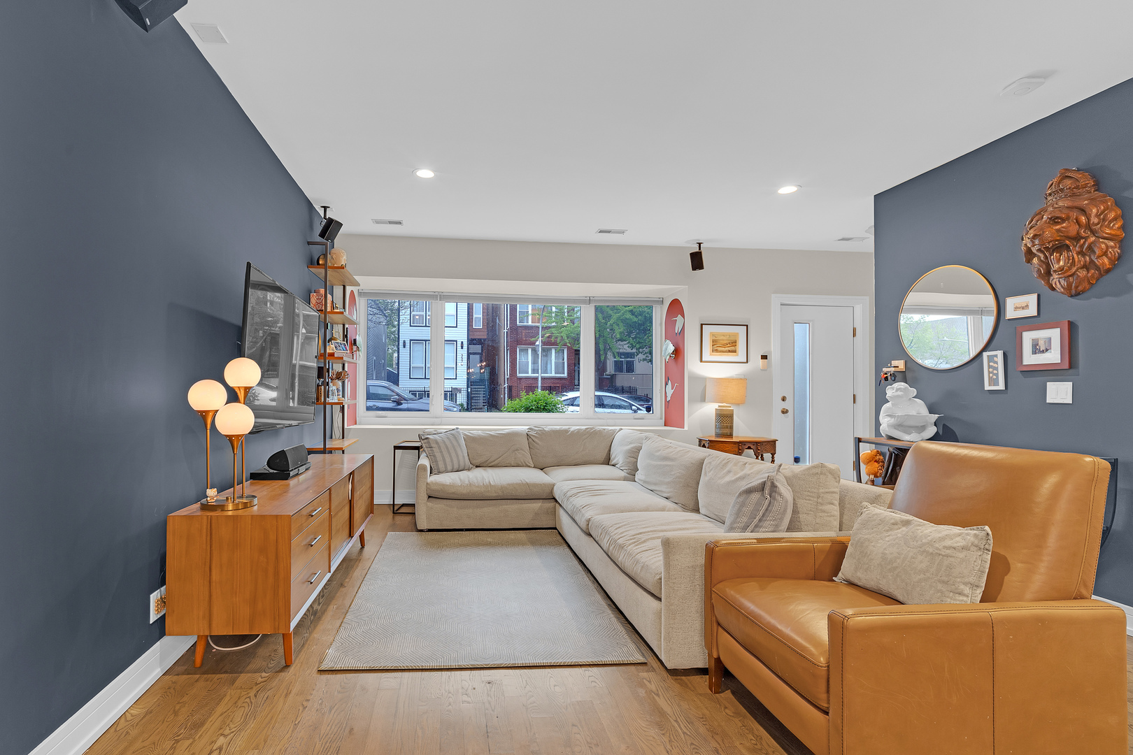 3573 W Wabansia Avenue, Chicago, IL