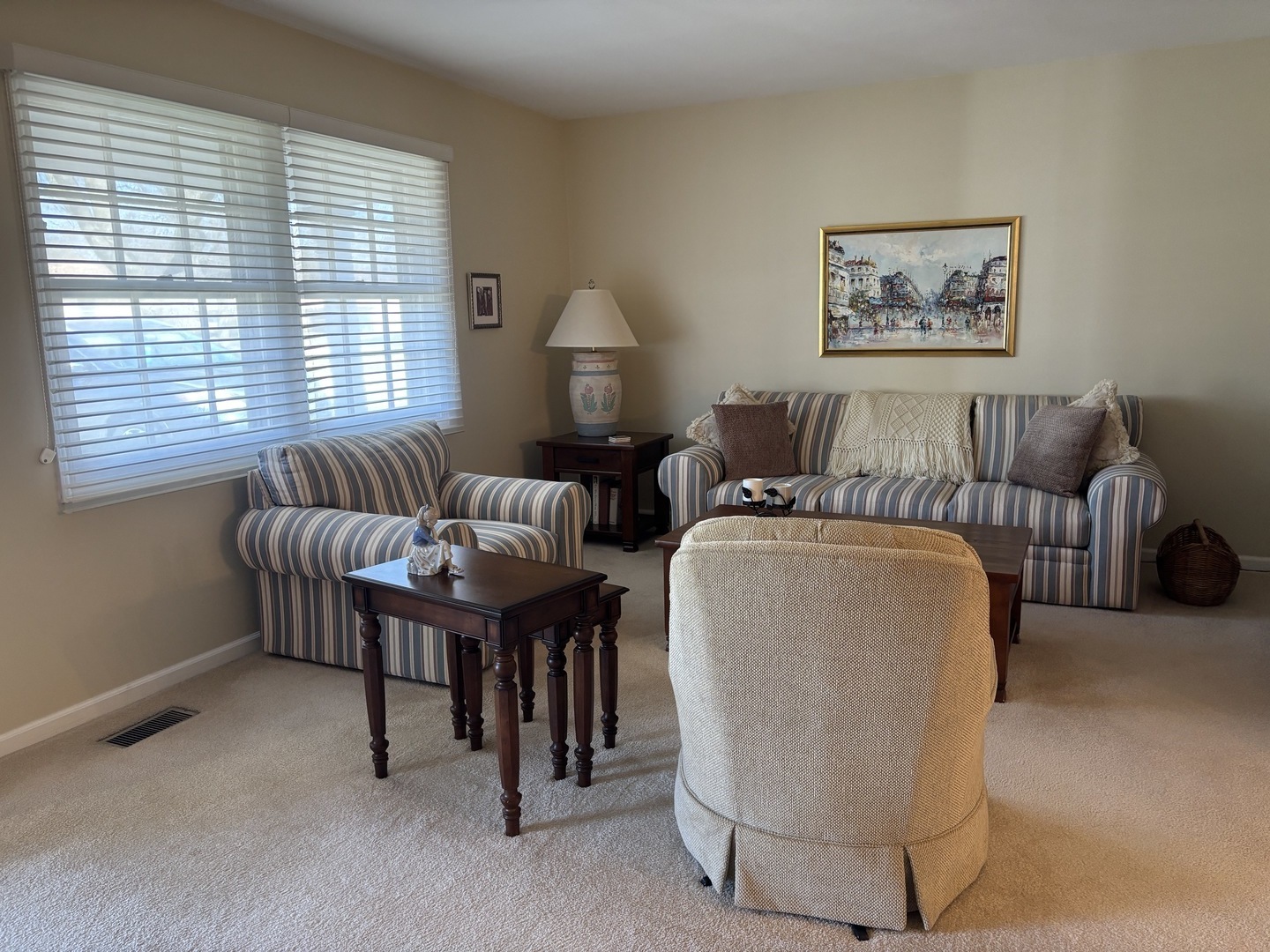 1621 Portsmouth Lane, Schaumburg, IL