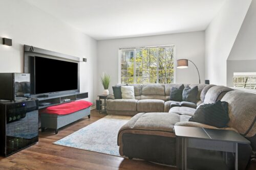 1365 New Haven Drive, Cary, IL