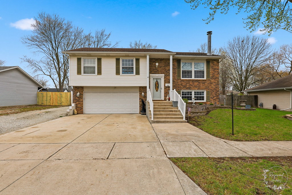 209 Meadows Road, Bourbonnais, IL