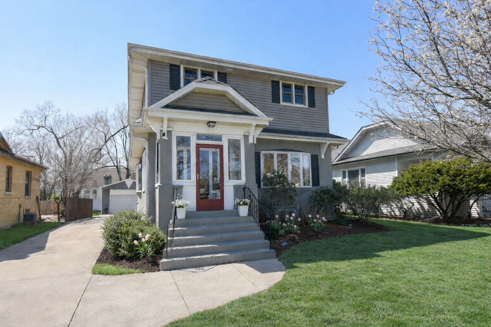 349 Blackhawk Road, Riverside, IL