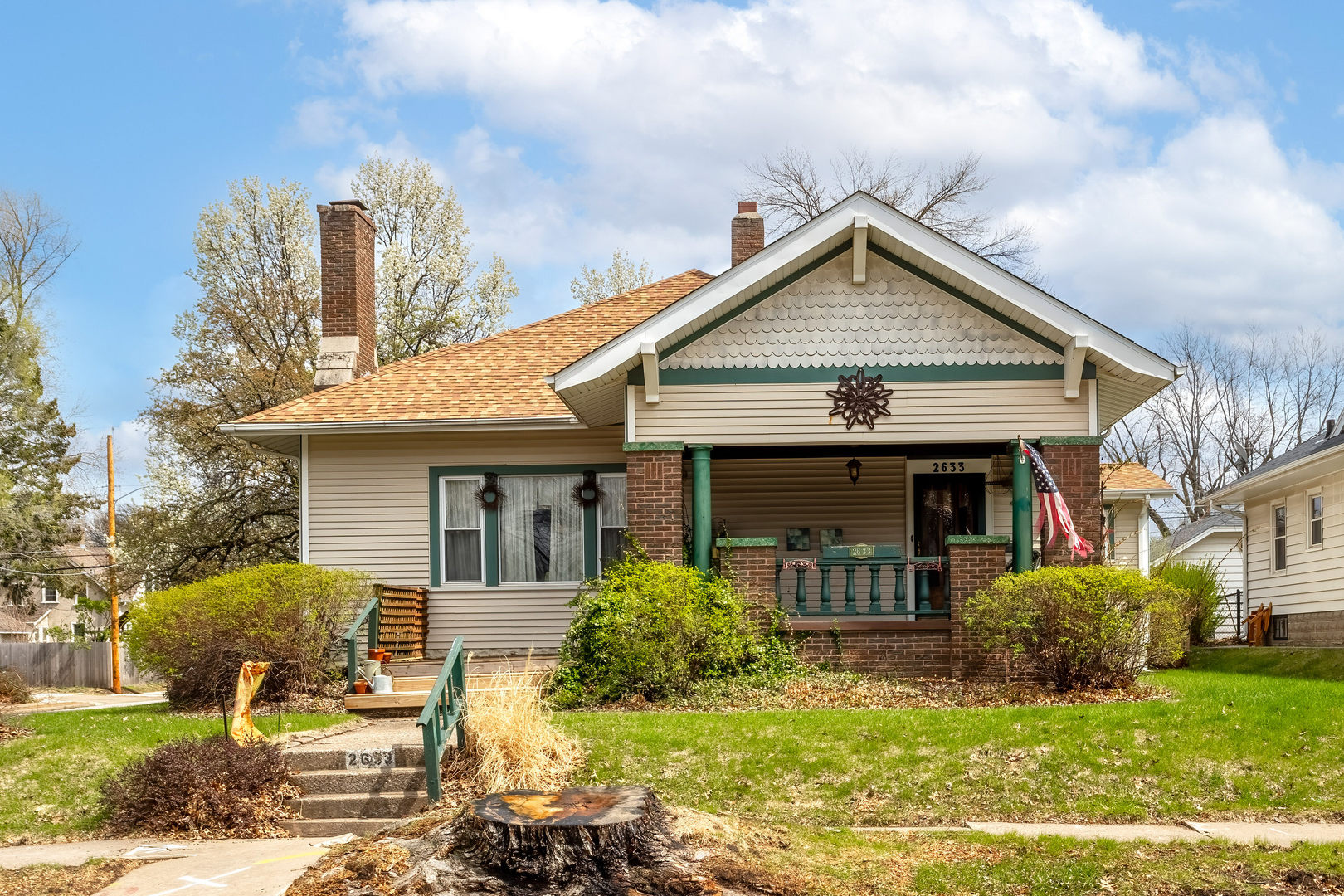 2633 Grand Avenue, Davenport, IA