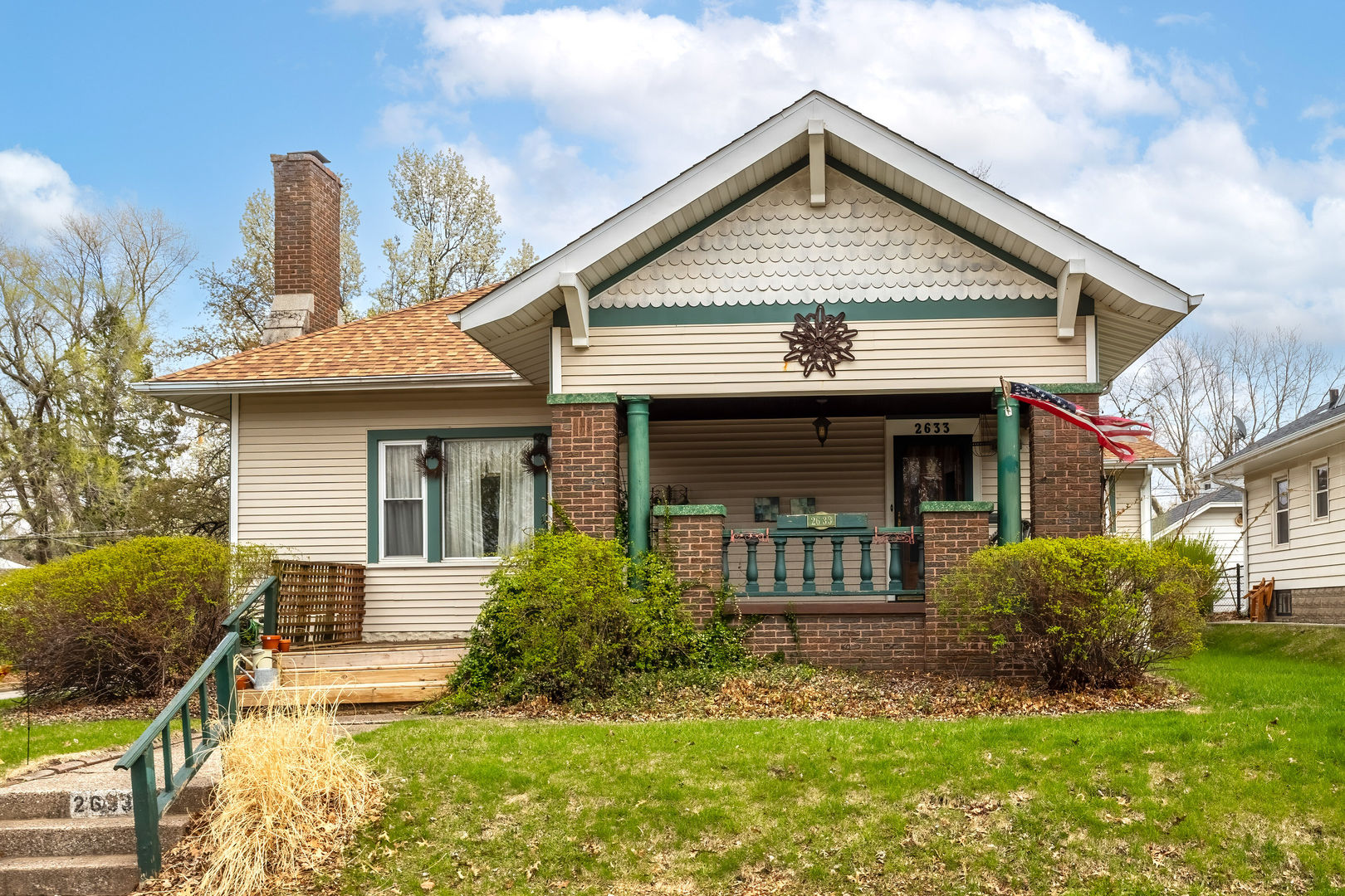 2633 Grand Avenue, Davenport, IA