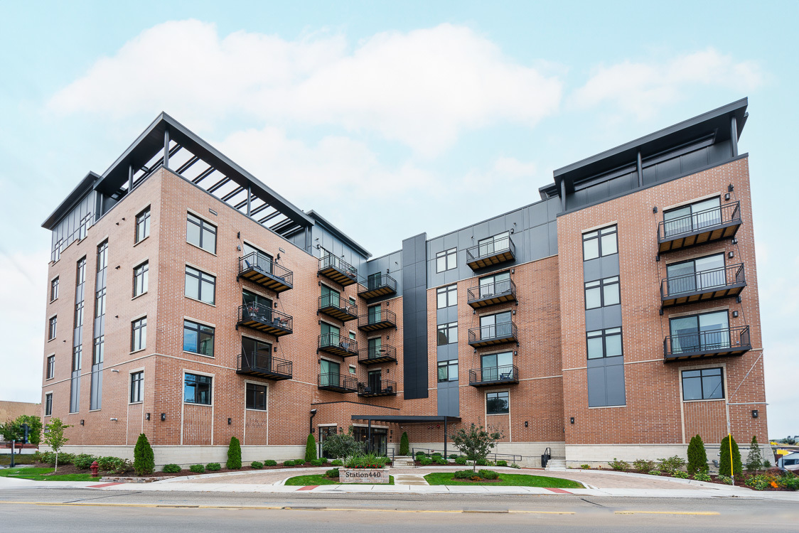 546 Green Bay Road #408, Highwood, IL