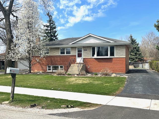 8574 W 73rd Place, Justice, IL