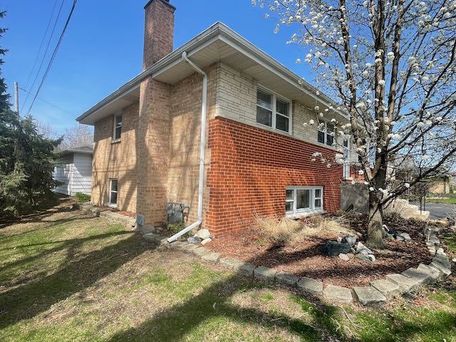 8574 W 73rd Place, Justice, IL