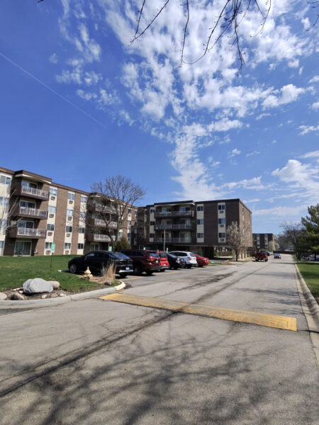 1311 S Finley Road #103, Lombard, IL