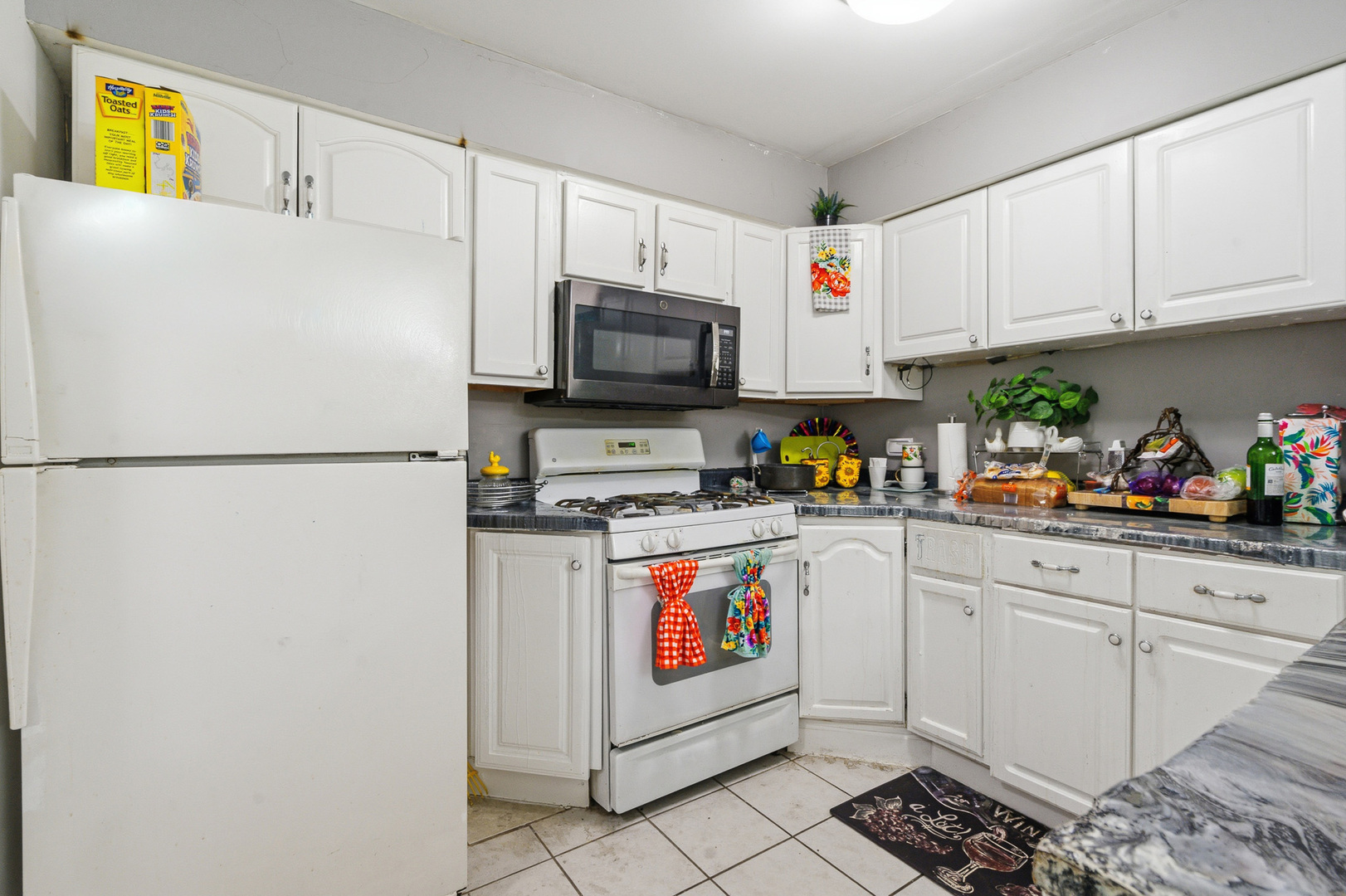 4521 Provincetown Drive, Country Club Hills, IL