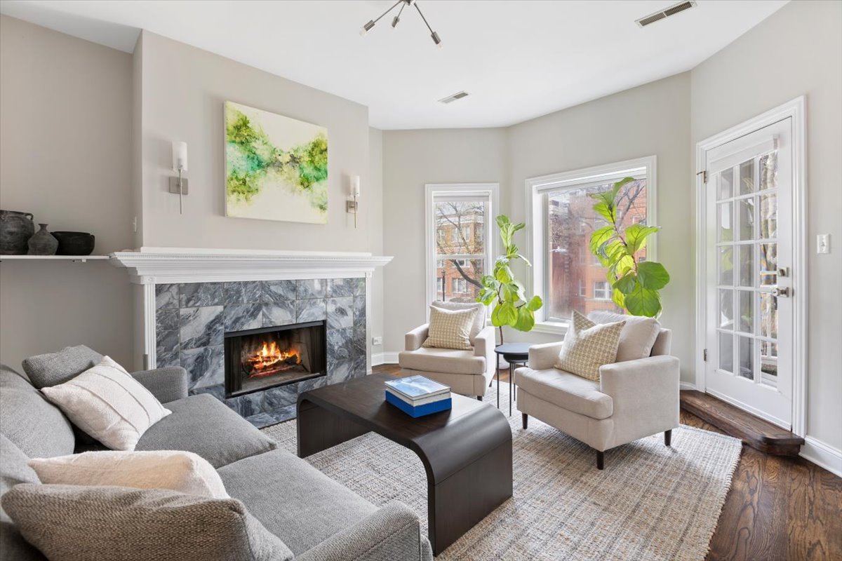 4415 N Racine Avenue #2S, Chicago, IL