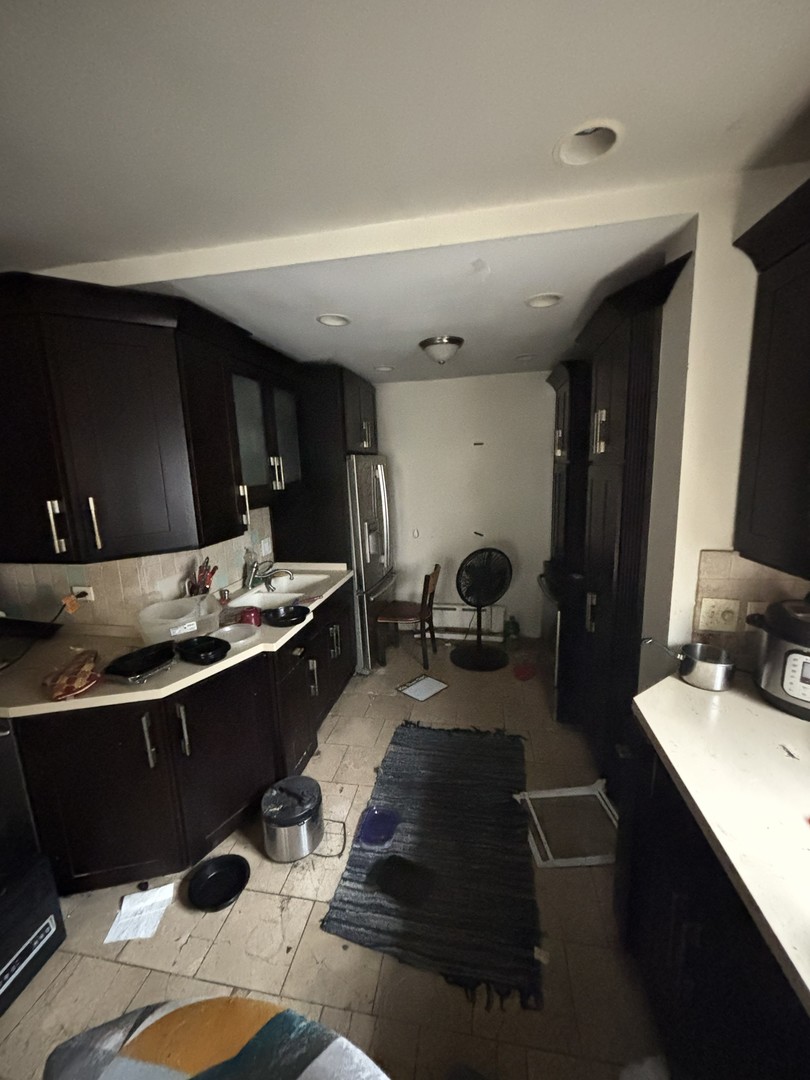 1906 S 7th Avenue, Maywood, IL