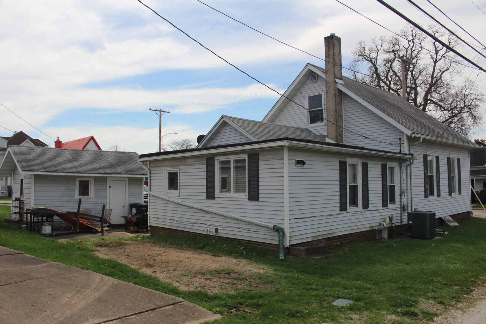 216 S Grant Street, Clinton, IL