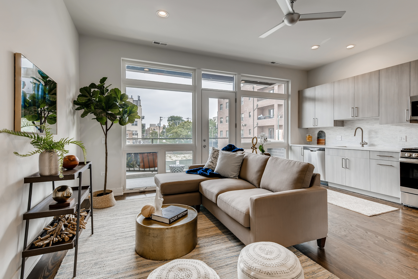 2351 W North Avenue #4E, Chicago, IL