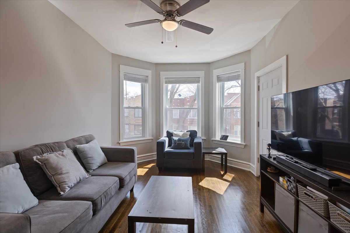 4844 W Rice Street, Chicago, IL