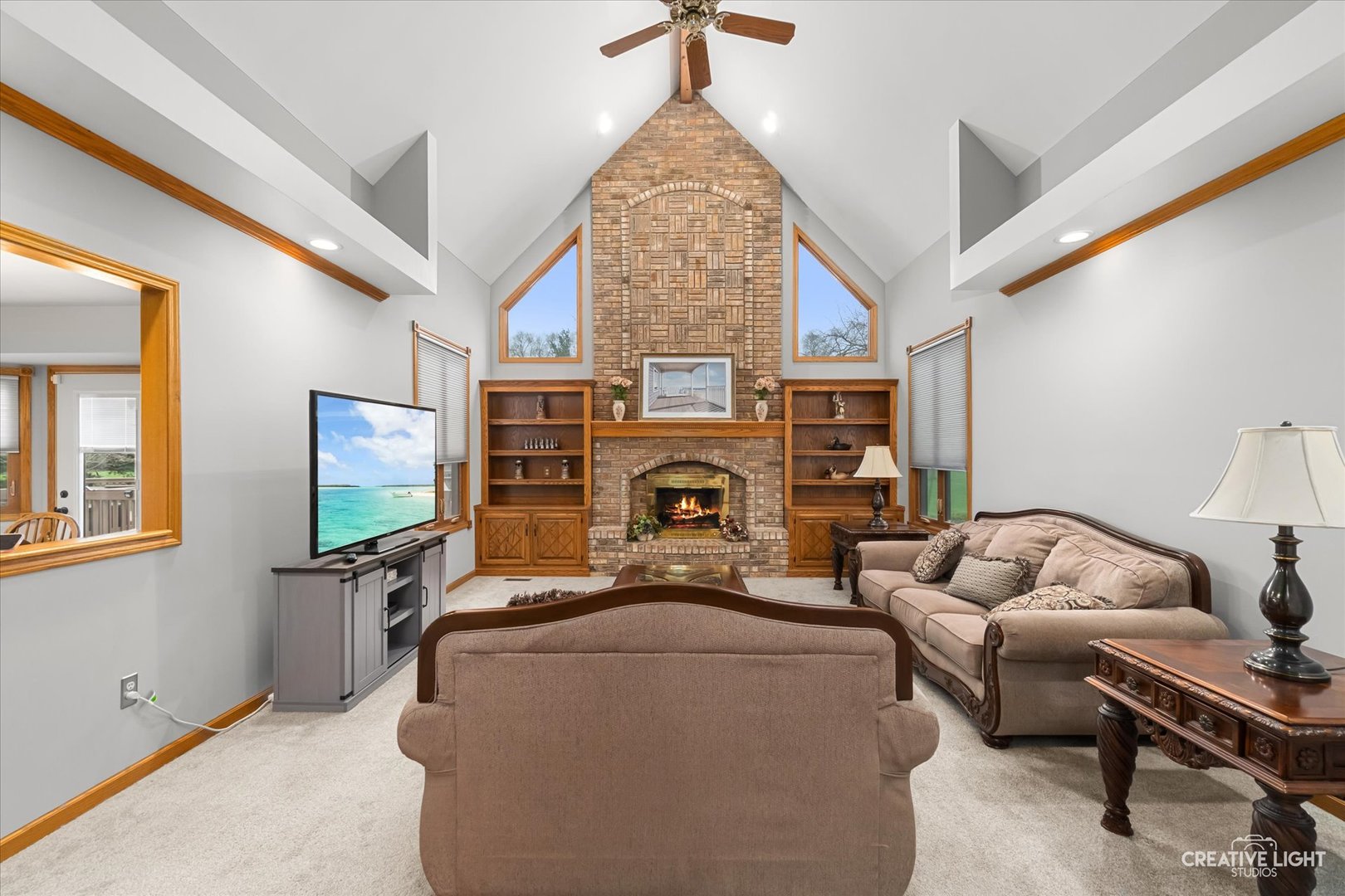 5 W Royal Oaks Drive, Bristol, IL