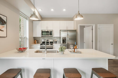 101 W Liberty Street #221, Barrington, IL