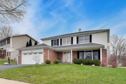 873 Hampton Drive, Carol Stream, IL