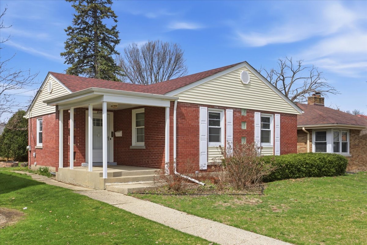 8144 Kildare Avenue, Skokie, IL