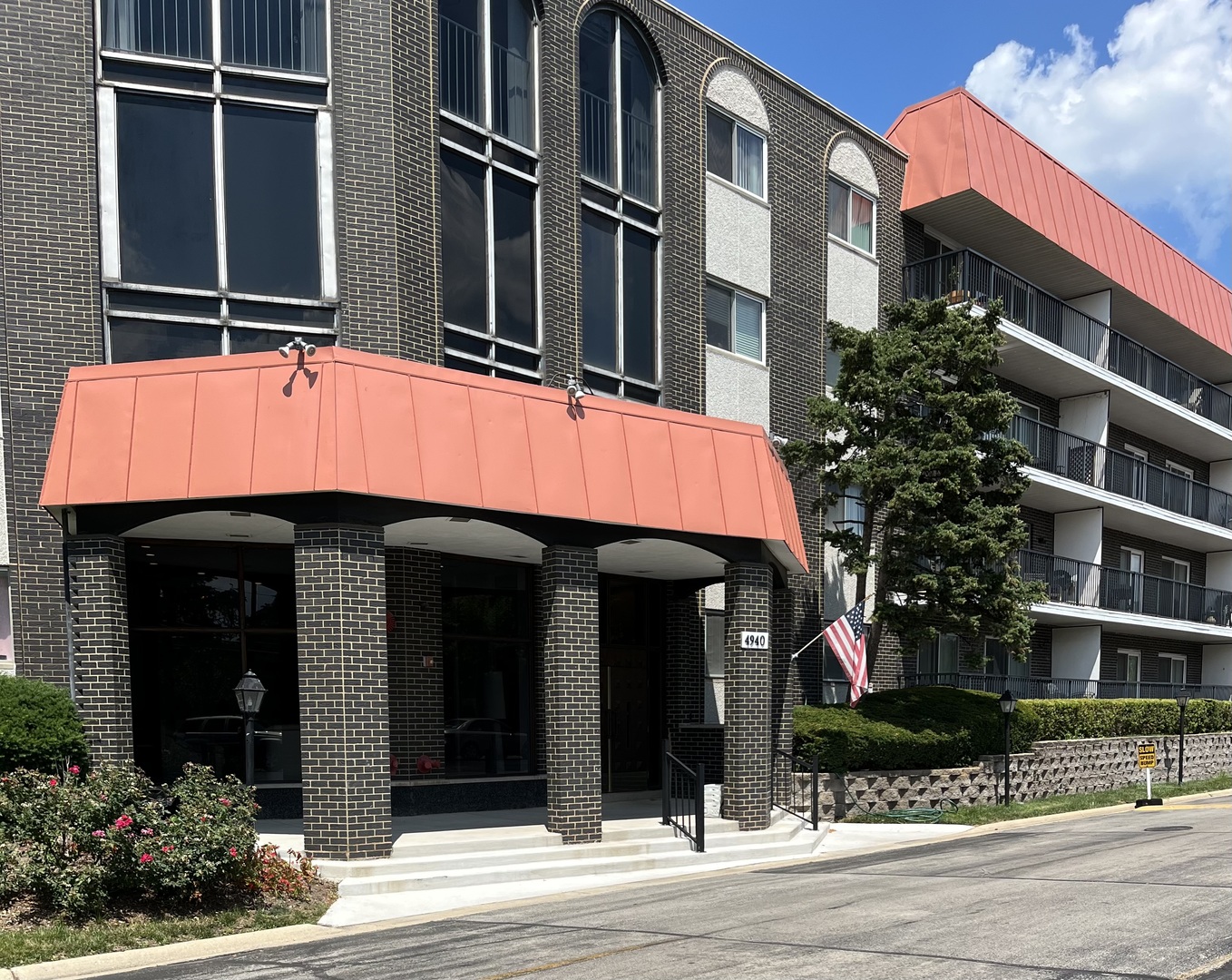 4940 Foster Street #202, Skokie, IL