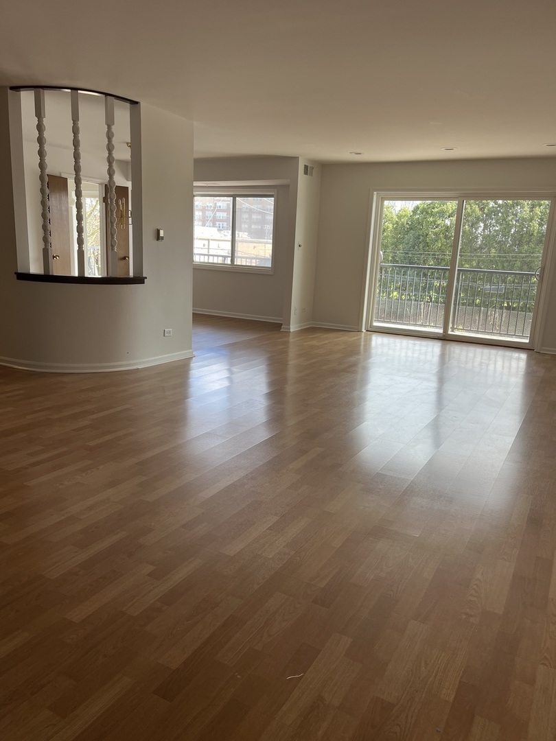 4940 Foster Street #202, Skokie, IL