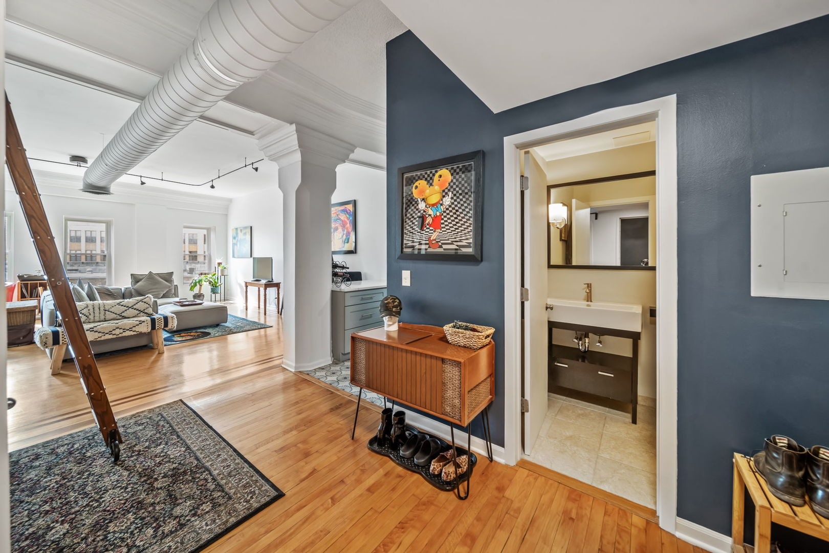 3323 N Paulina Street #3D, Chicago, IL