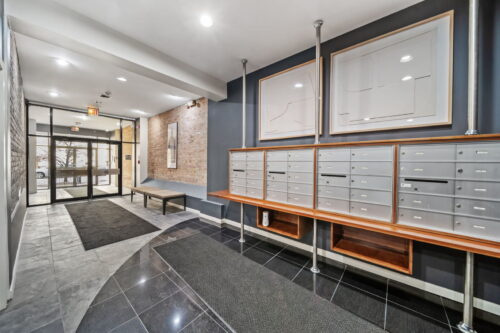 3323 N Paulina Street #3D, Chicago, IL