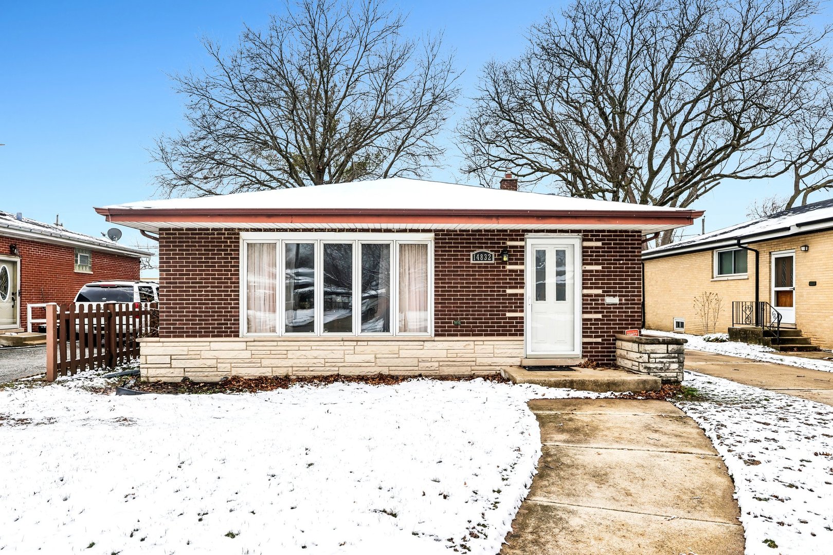 14832 Clifton Park Avenue, Midlothian, IL