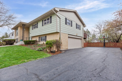 6543 Stough Street, Willowbrook, IL