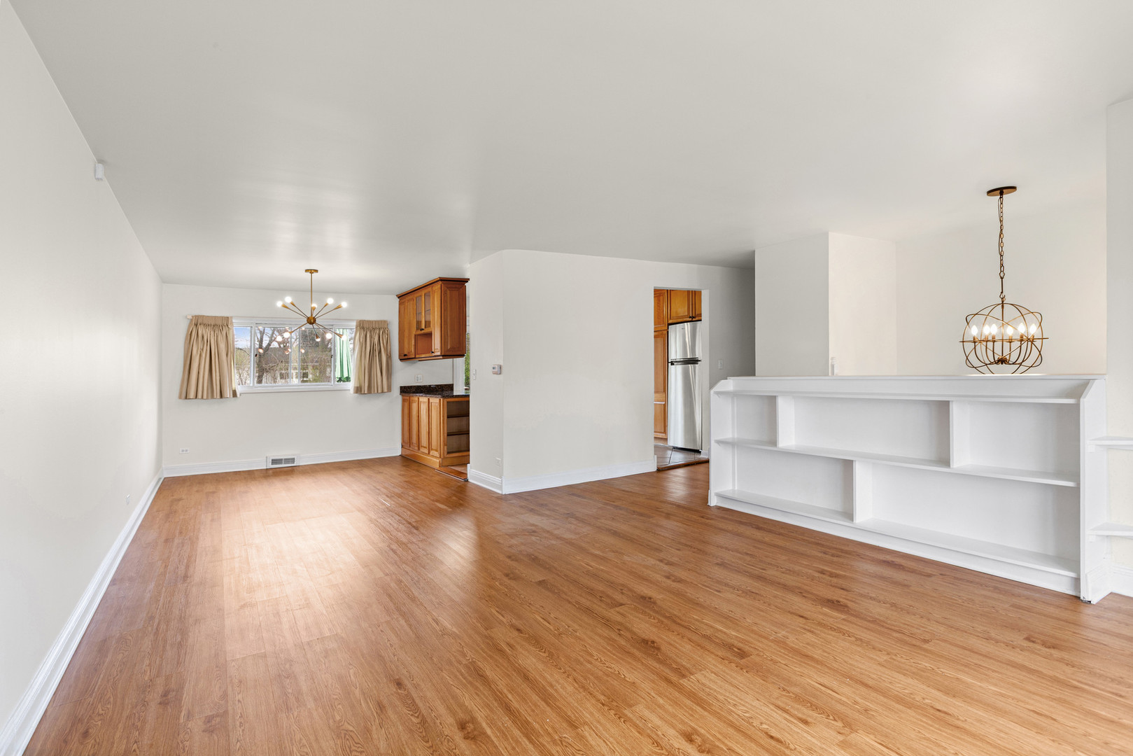 6543 Stough Street, Willowbrook, IL