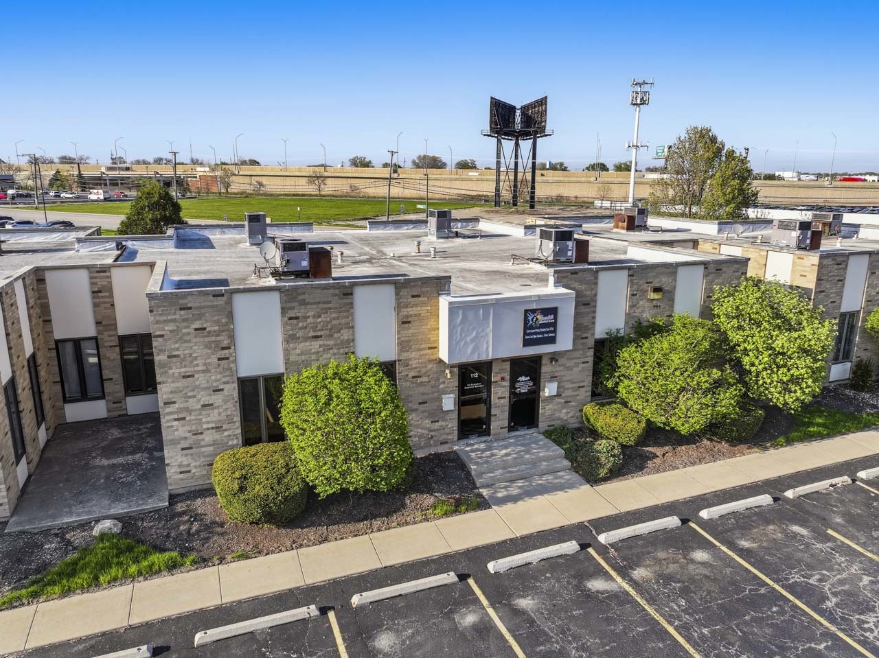 1881 Commerce Drive #112, Elk Grove Village, IL