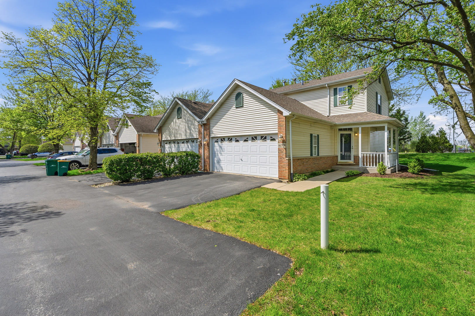 16719 S Sunset Ridge Court, Lockport, IL
