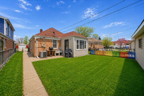 33 49th Avenue, Bellwood, IL