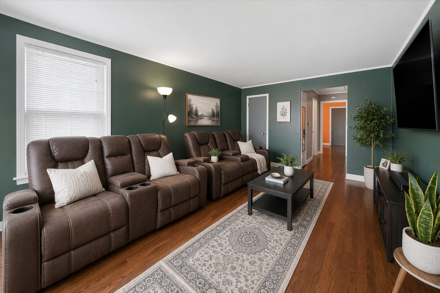 33 49th Avenue, Bellwood, IL