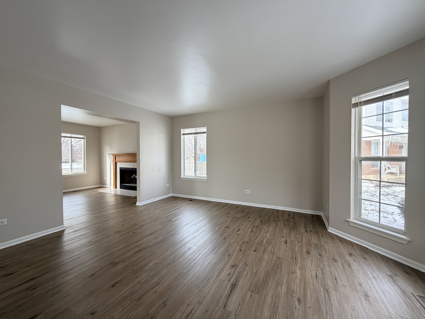 2811 Imperial Valley Trail, Aurora, IL