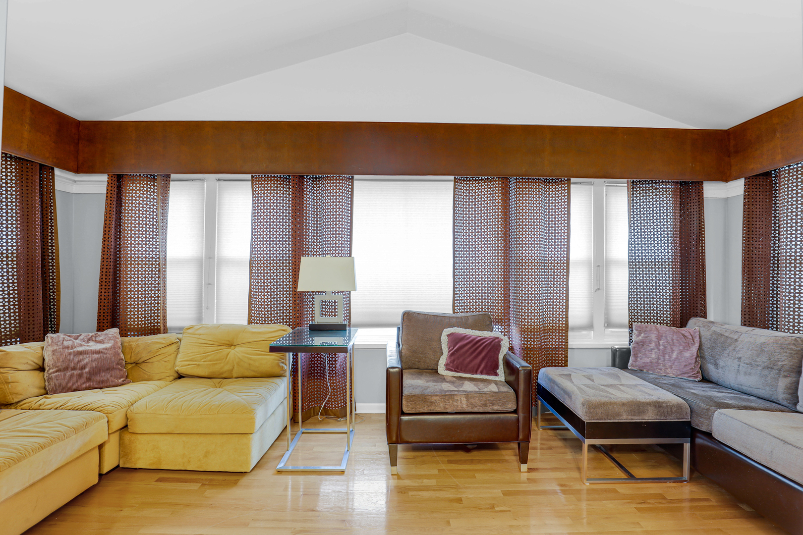 1040 N Austin Boulevard, Oak Park, IL