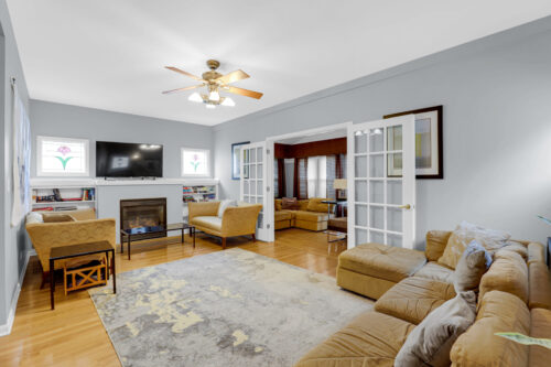 1040 N Austin Boulevard, Oak Park, IL