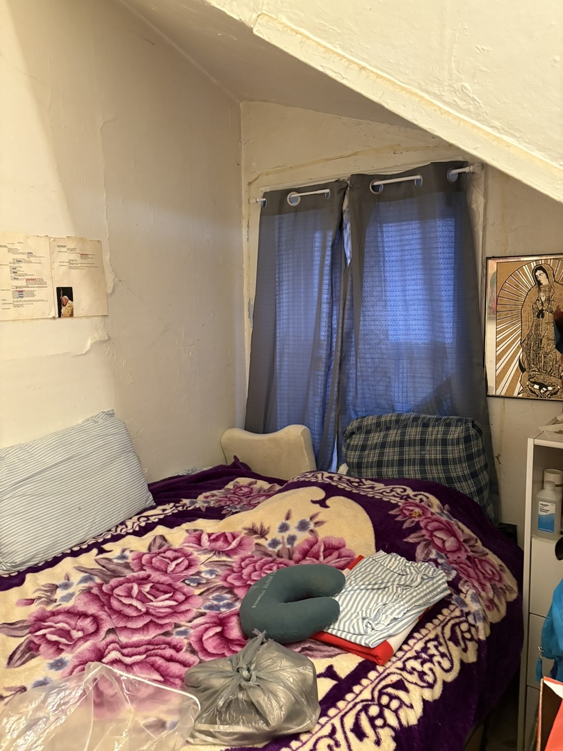 8750 S Exchange Avenue, Chicago, IL