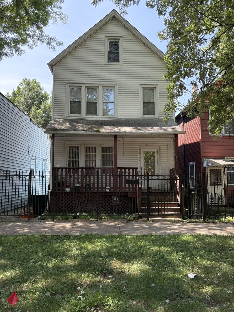 8750 S Exchange Avenue, Chicago, IL
