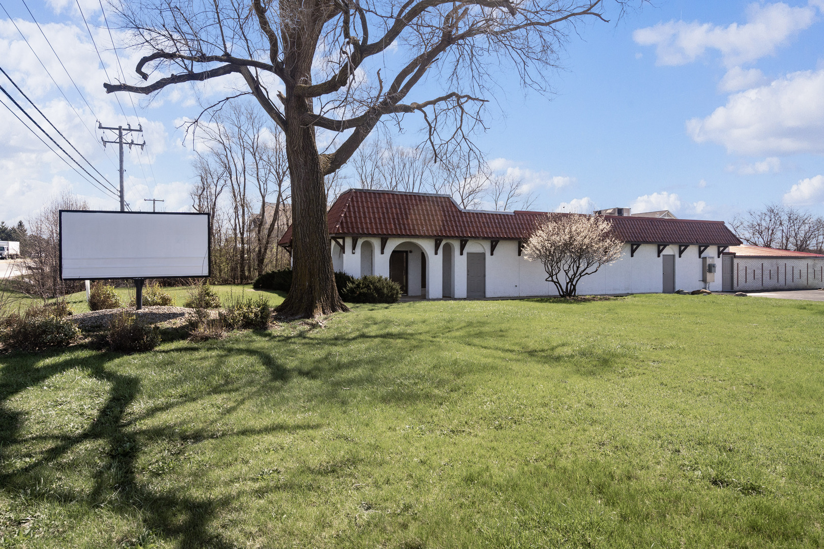 6363 W Lincoln Highway, Matteson, IL