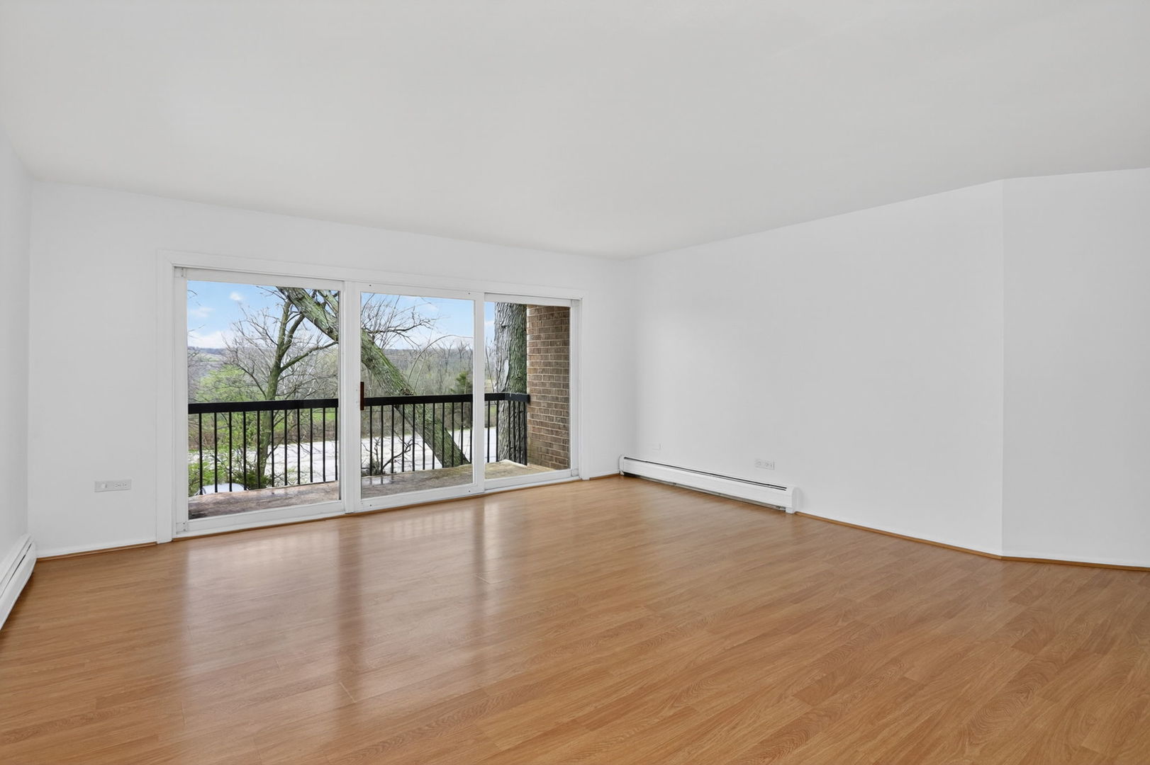 8305 Route 53 #A15, Woodridge, IL