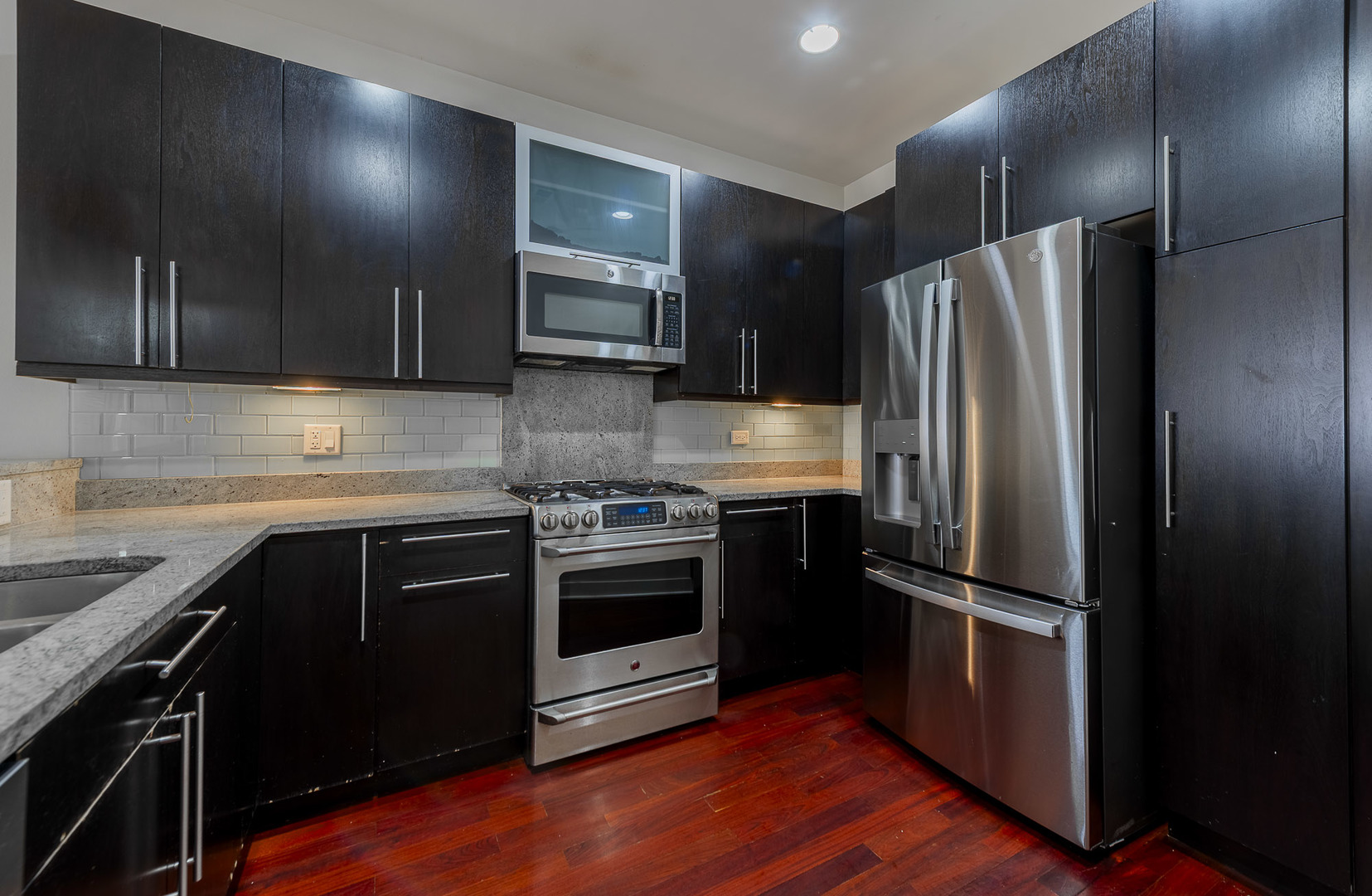 1162 W Hubbard Street #203, Chicago, IL