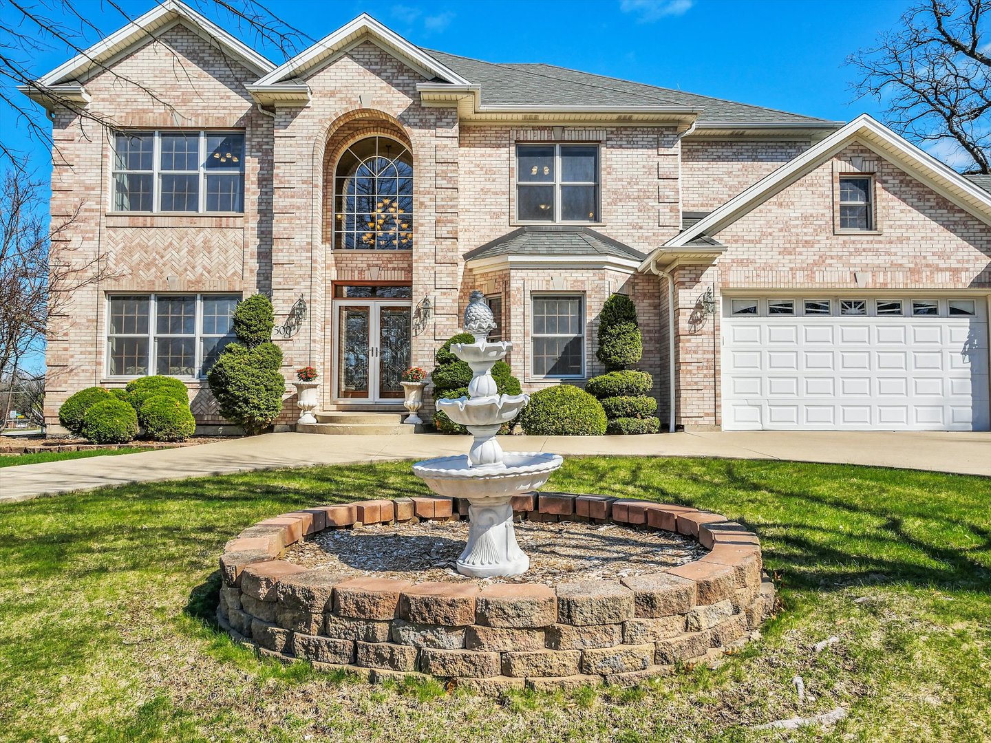 500 E Sherwood Drive, Addison, IL