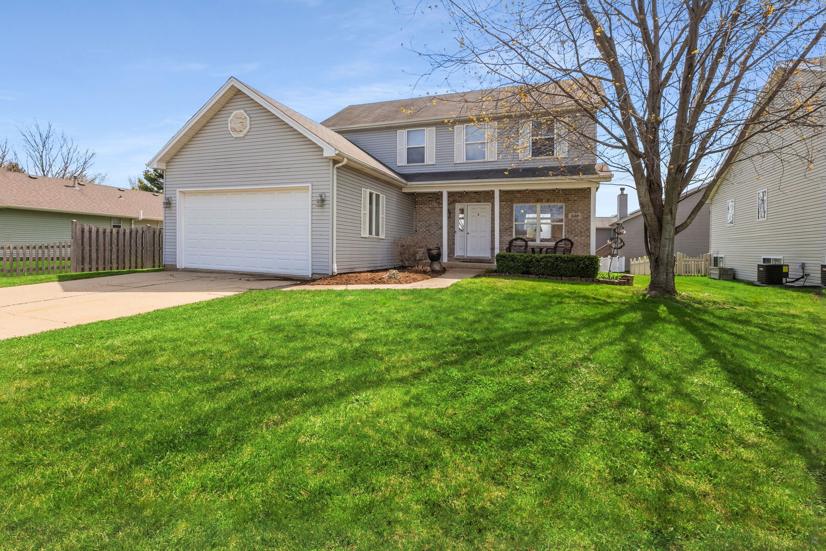 530 Prairie Ridge Drive, Woodstock, IL