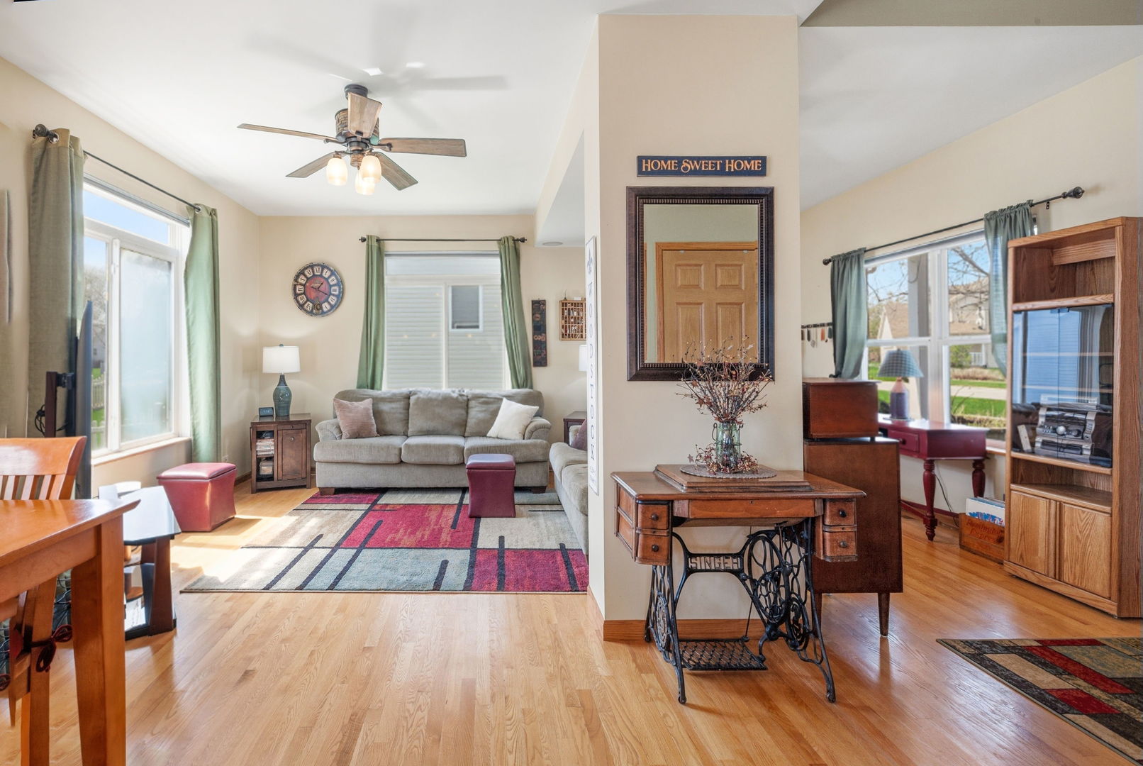 530 Prairie Ridge Drive, Woodstock, IL