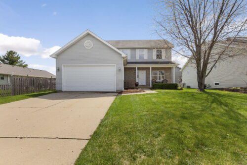 530 Prairie Ridge Drive, Woodstock, IL