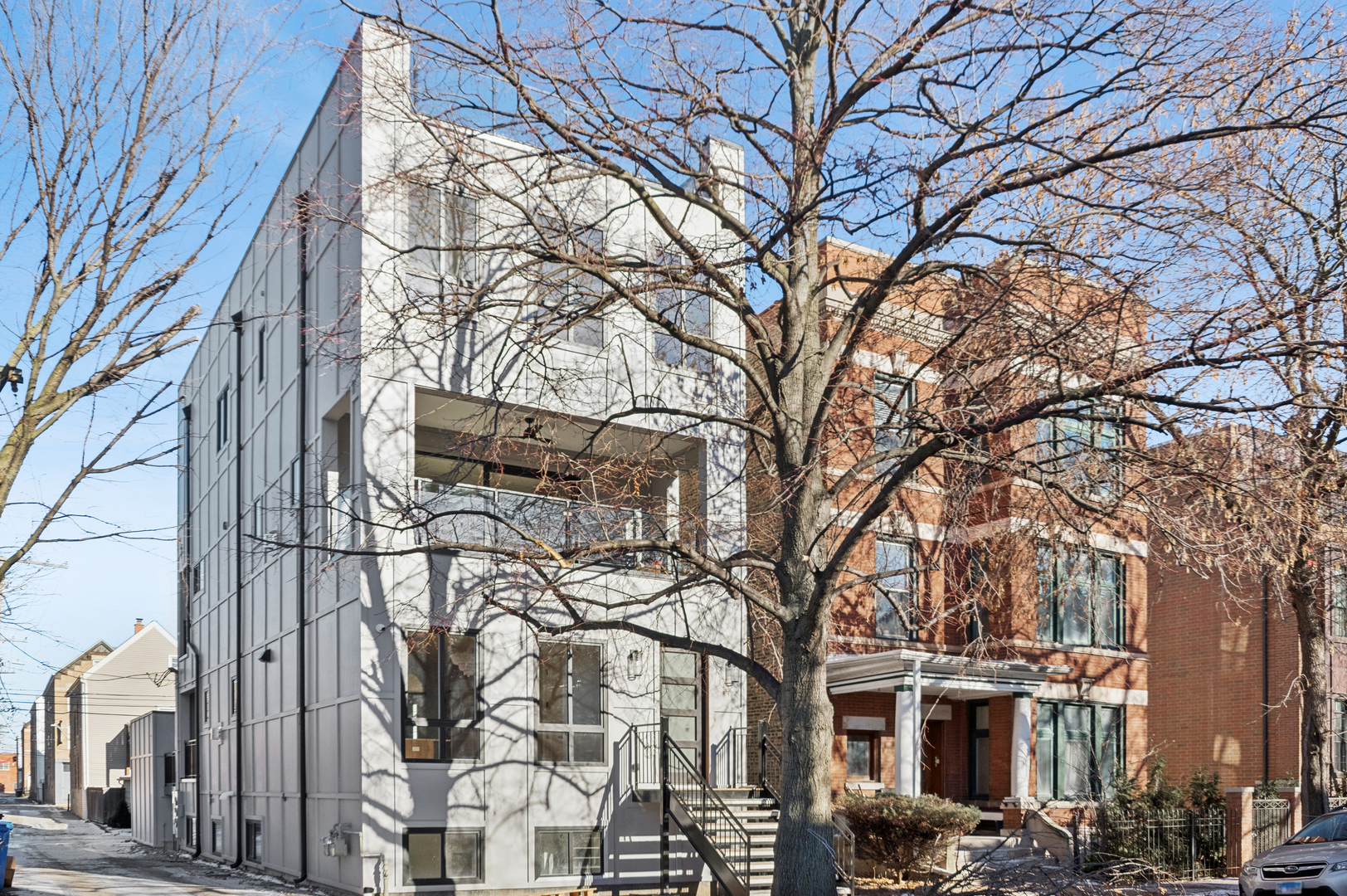 2246 W Lyndale Street #1, Chicago, IL