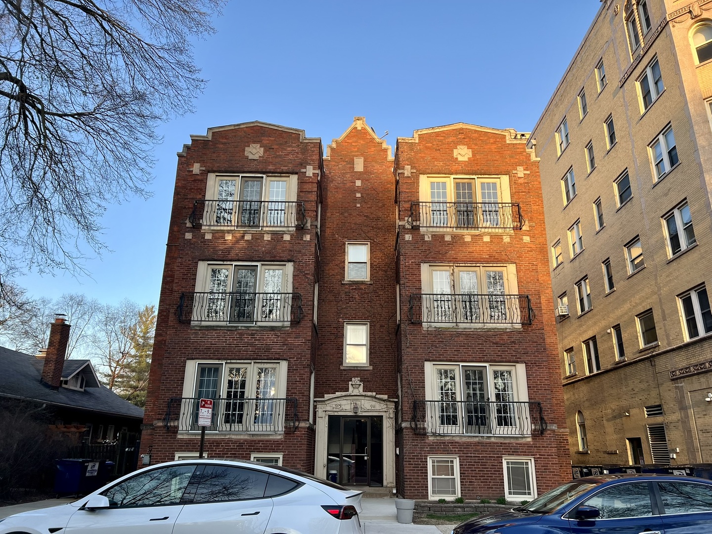 911 Maple Avenue #3N, Evanston, IL