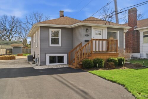 213 W School Street, Villa Park, IL