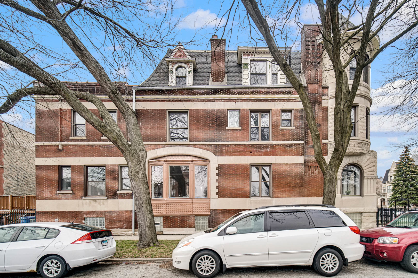 4558 S Ellis Avenue, Chicago, IL
