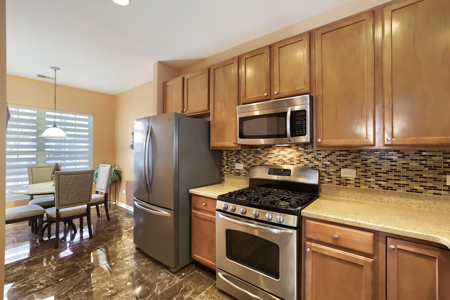 3321 Rockwell Circle, Mundelein, IL